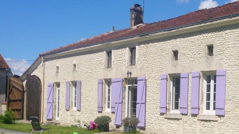 PVCU Windows in France - Lion Rouge